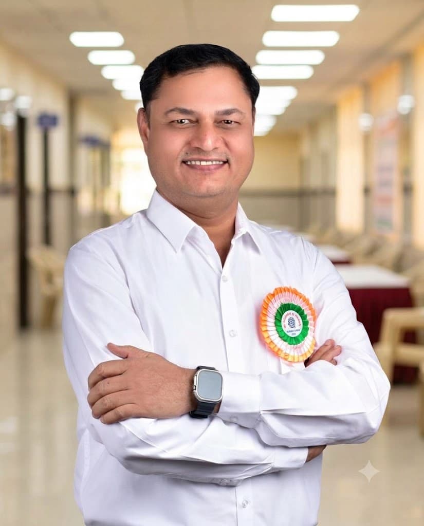 Girish Polakhare